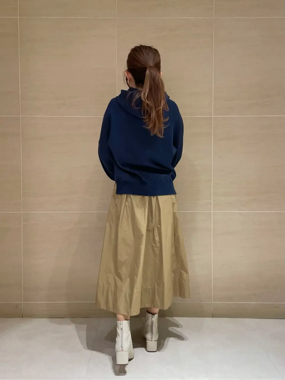 組曲 L 時本 コーディネート画像