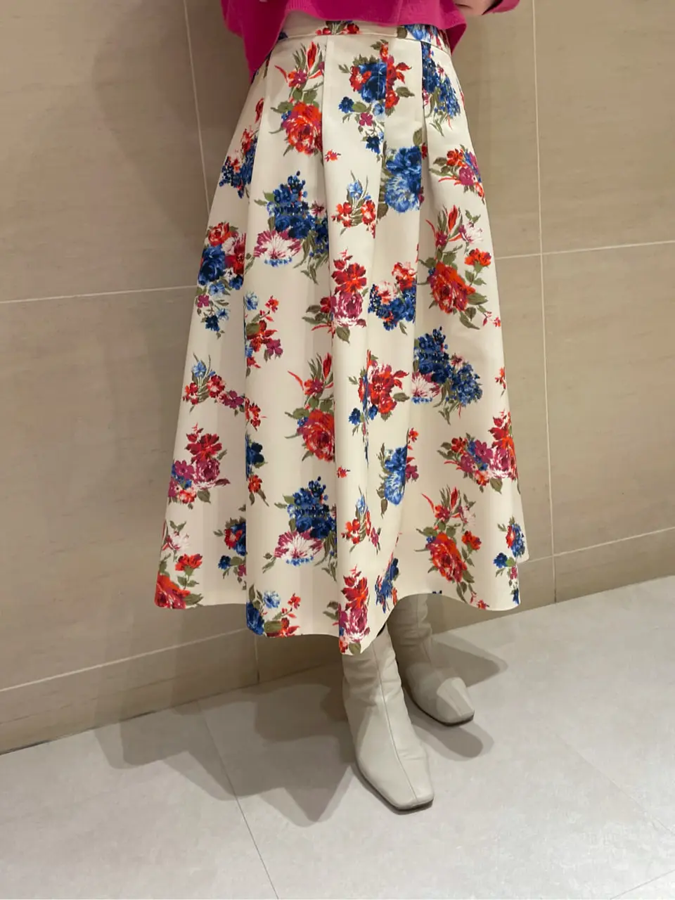 組曲 L 時本 コーディネート画像