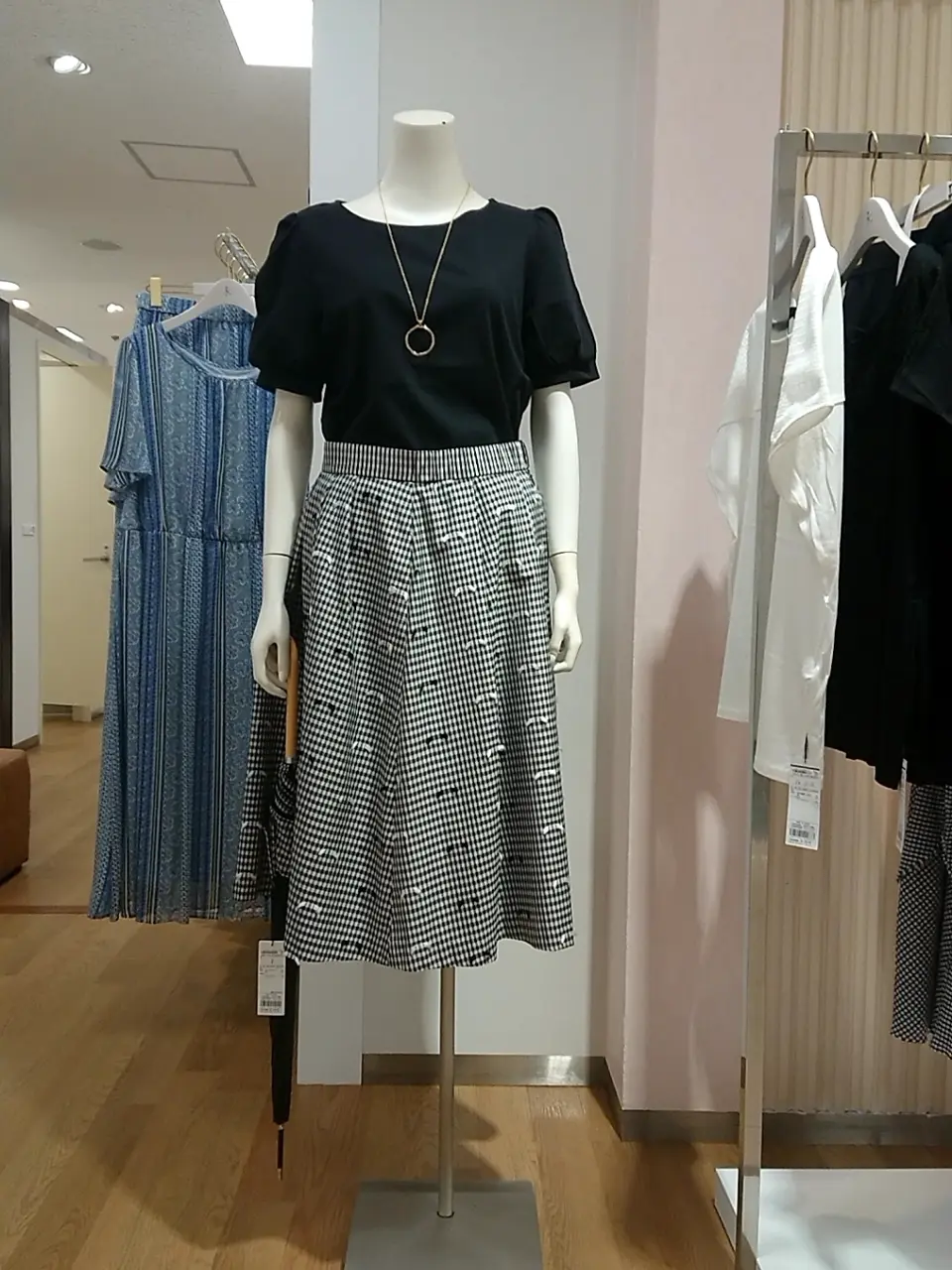 組曲 L 平良 コーディネート画像