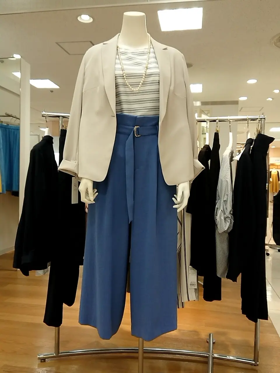 組曲 L 平良 コーディネート画像