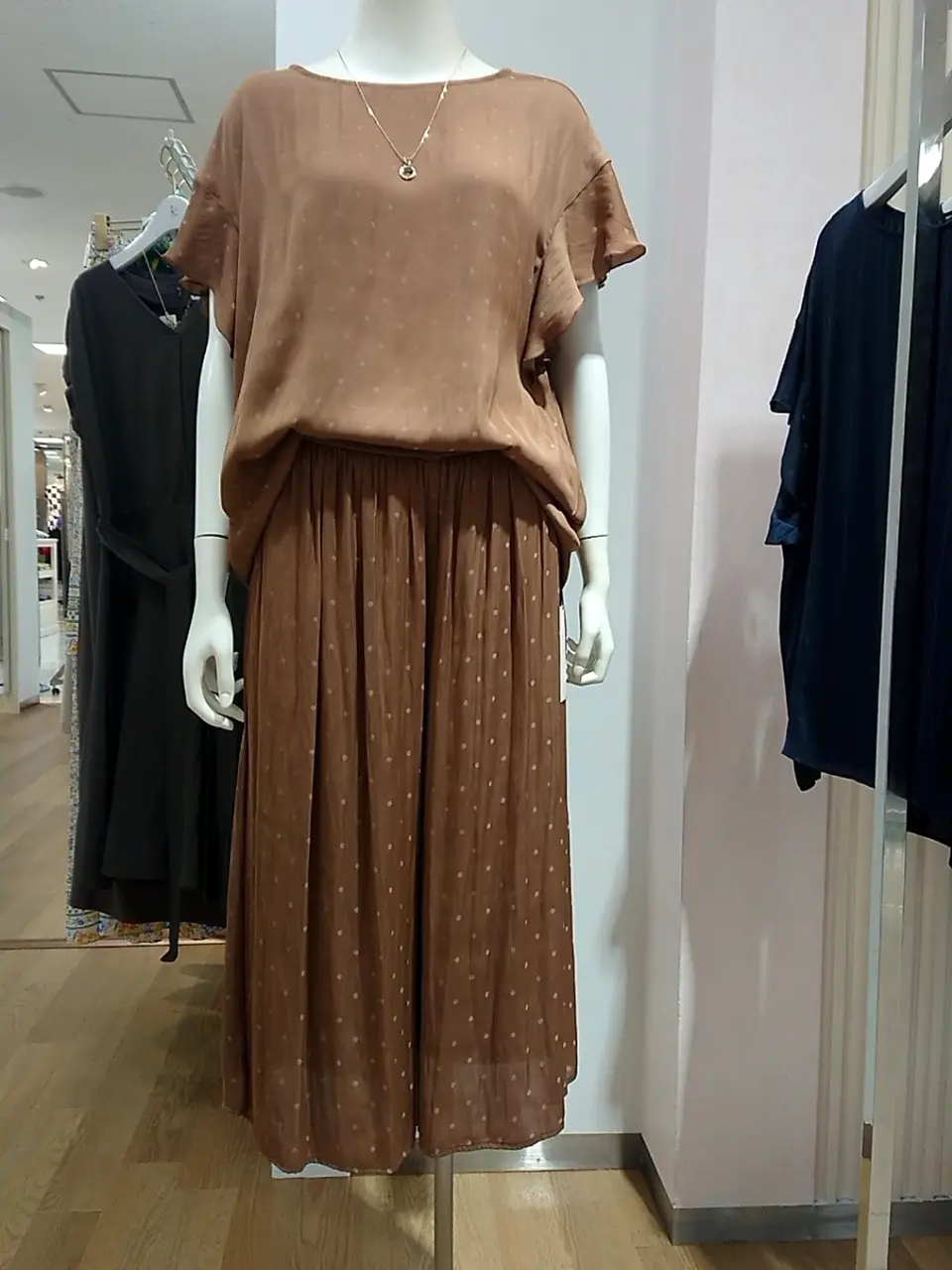 組曲 L 平良 コーディネート画像