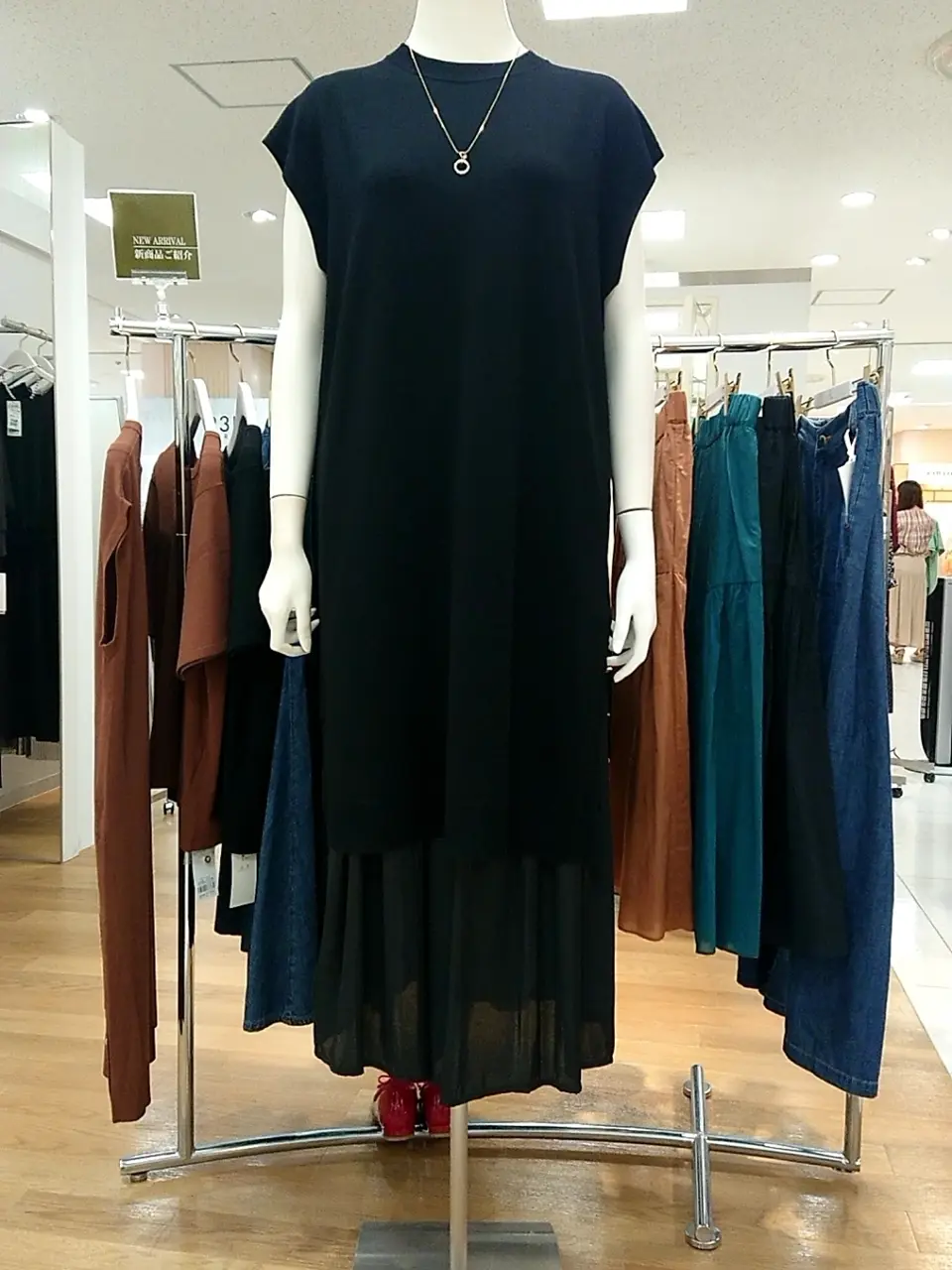 組曲 L 平良 コーディネート画像