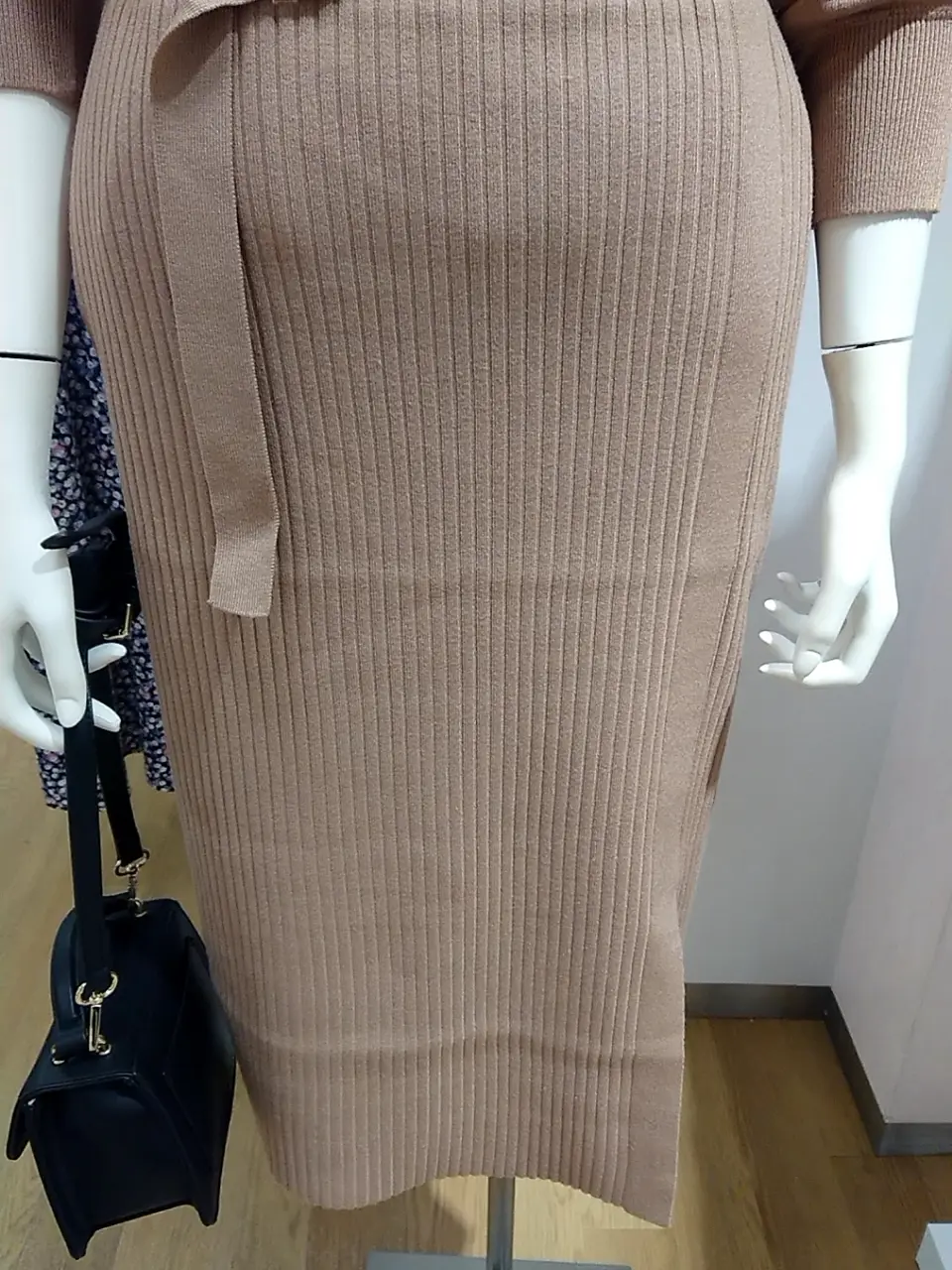 組曲 L 平良 コーディネート画像