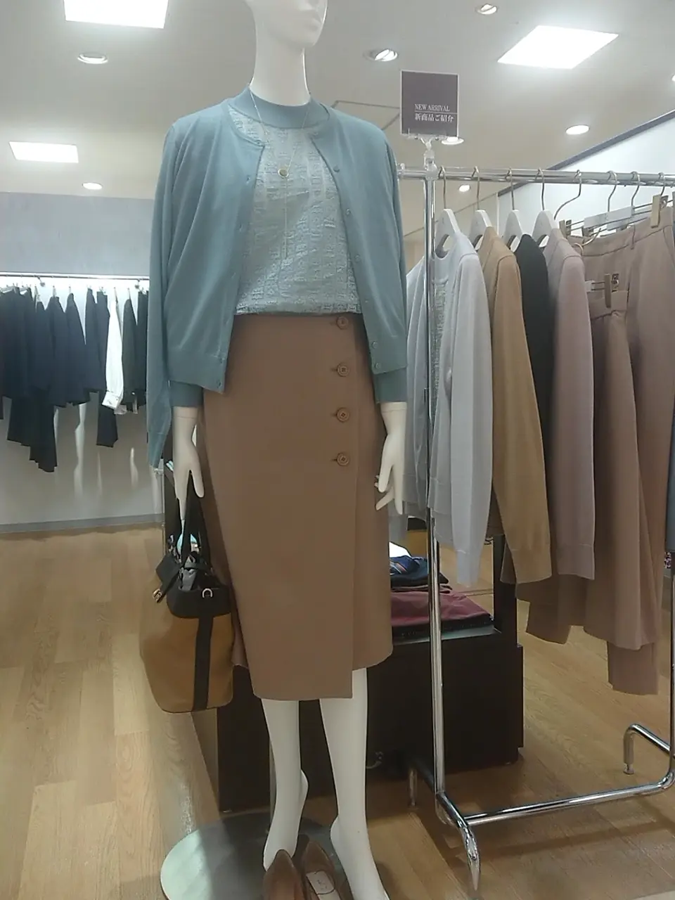 組曲 L 平良 コーディネート画像