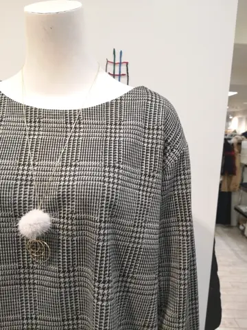 組曲 L スタッフ コーディネート画像