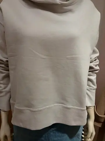 組曲 L 平良 コーディネート画像