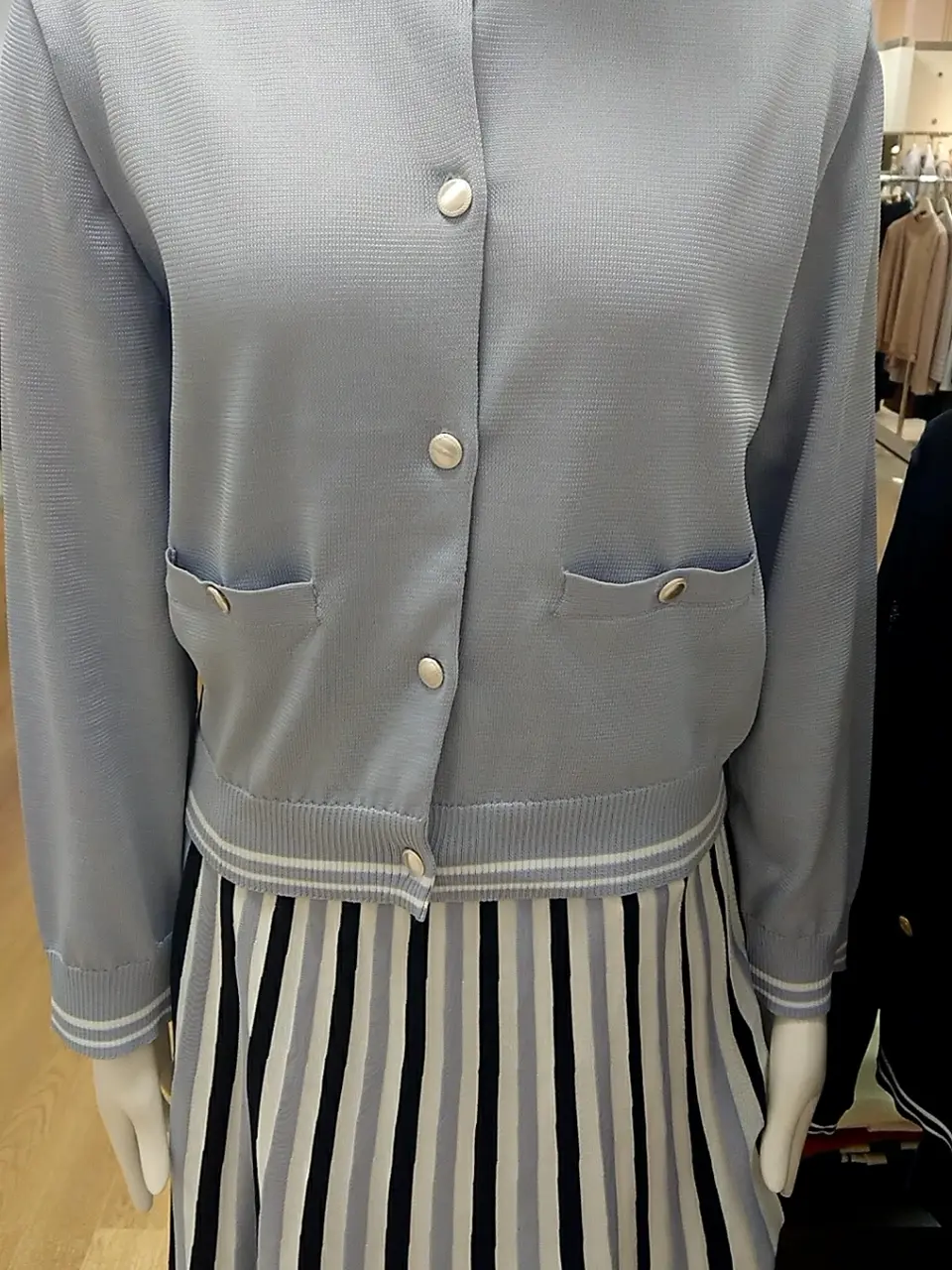 組曲 L 平良 コーディネート画像