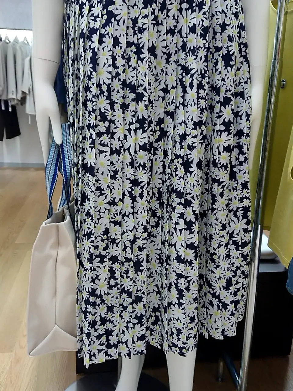 組曲 L 平良 コーディネート画像