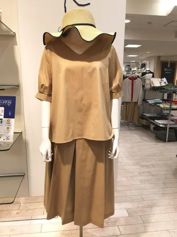 組曲 L スタッフ コーディネート画像