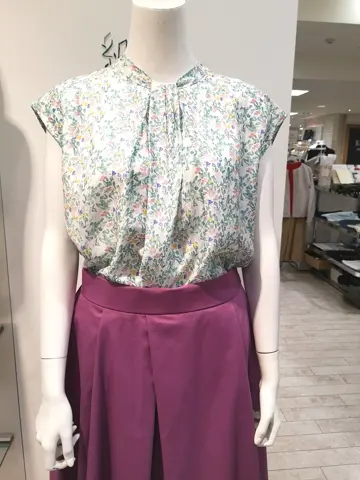 組曲 L スタッフ コーディネート画像