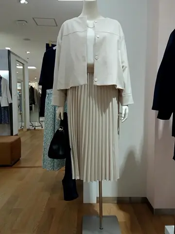 組曲 L 平良 コーディネート画像