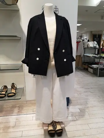 組曲 L スタッフ コーディネート画像