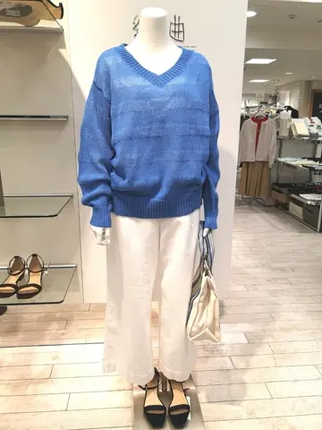 組曲 L スタッフ コーディネート画像