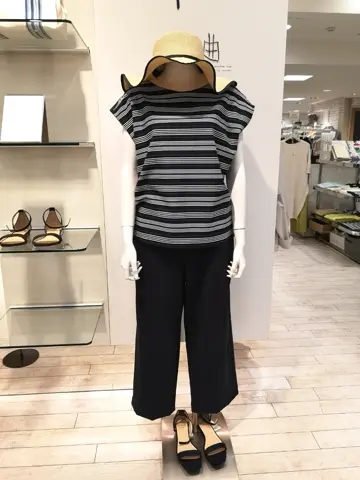 組曲 L スタッフ コーディネート画像