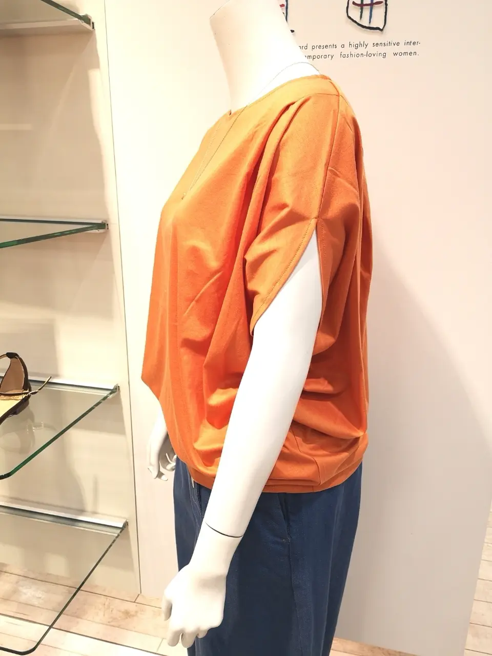 組曲 L スタッフ コーディネート画像