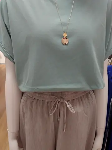 組曲 L 平良 コーディネート画像