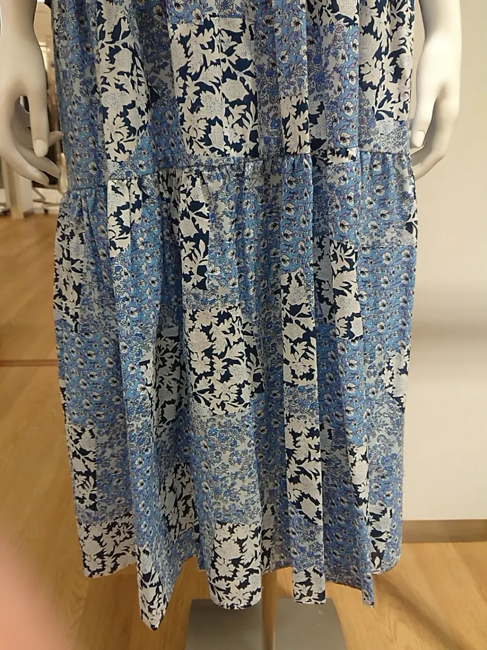 組曲 L 平良 コーディネート画像