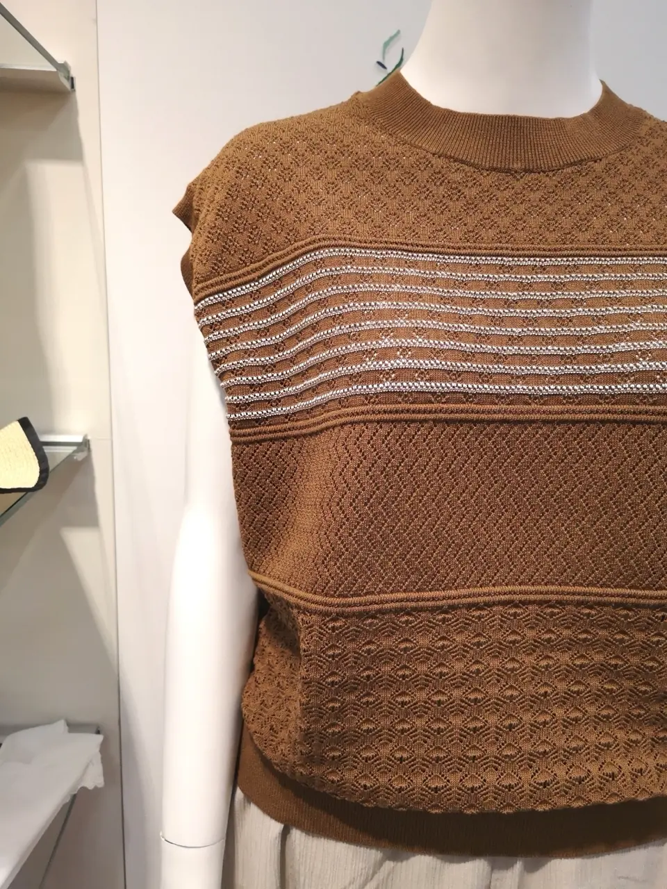 組曲 L スタッフ コーディネート画像