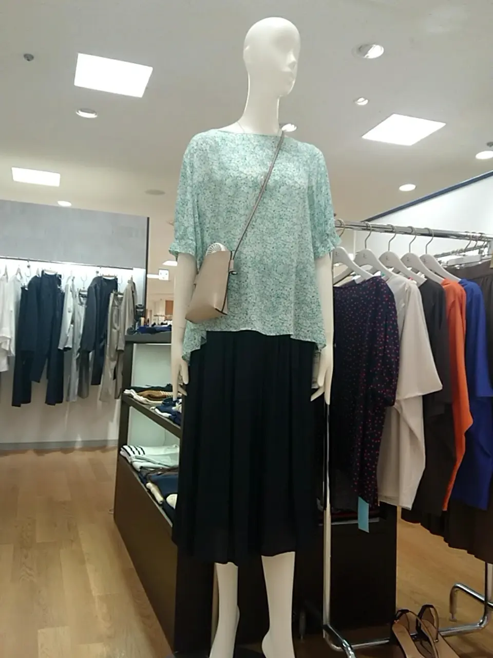  平良 コーディネート画像