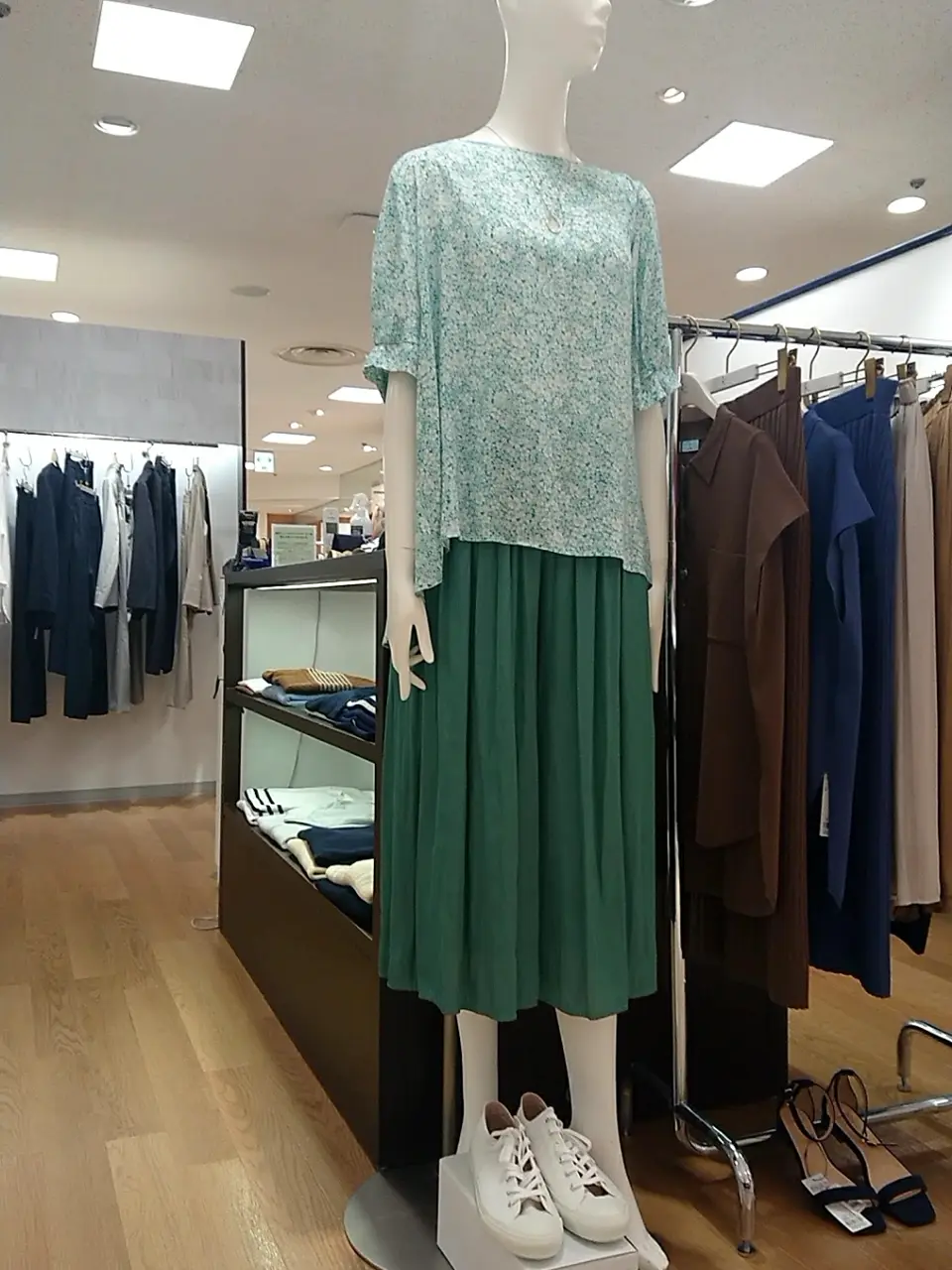  平良 コーディネート画像