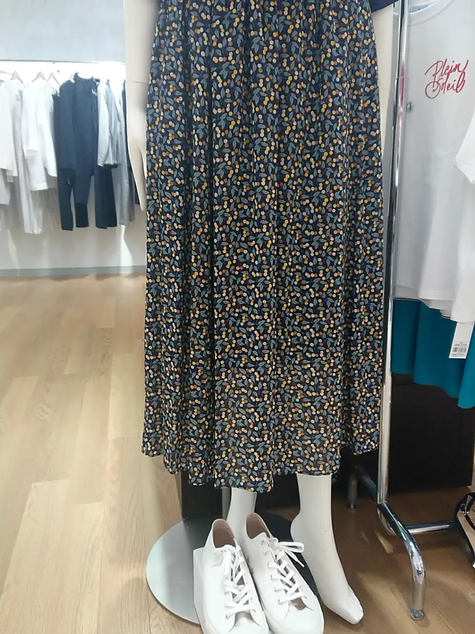 組曲 L 平良 コーディネート画像