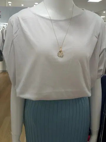 組曲 L 平良 コーディネート画像