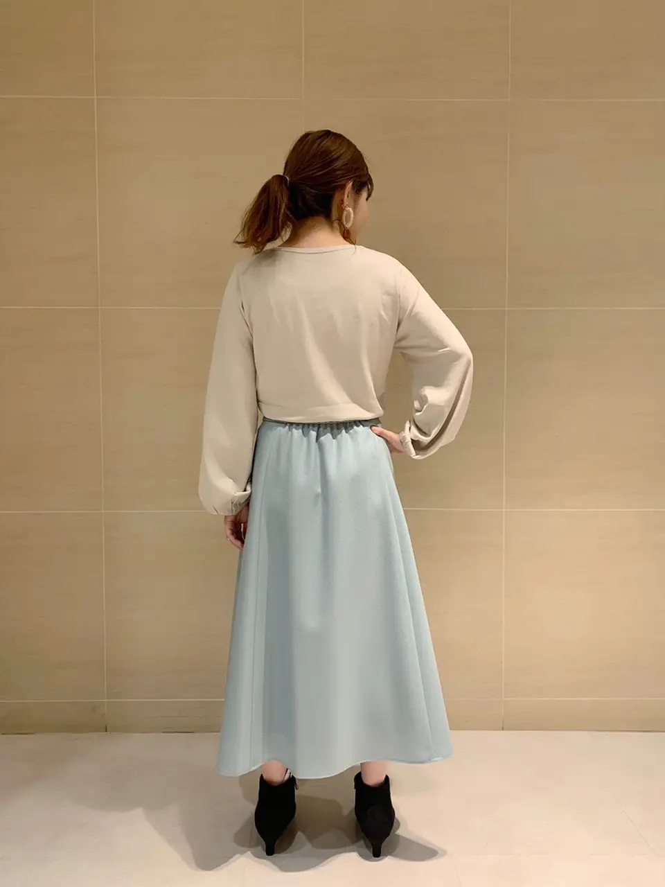 組曲 L 時本 コーディネート画像