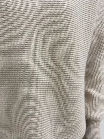 自由区 松本 コーディネート画像