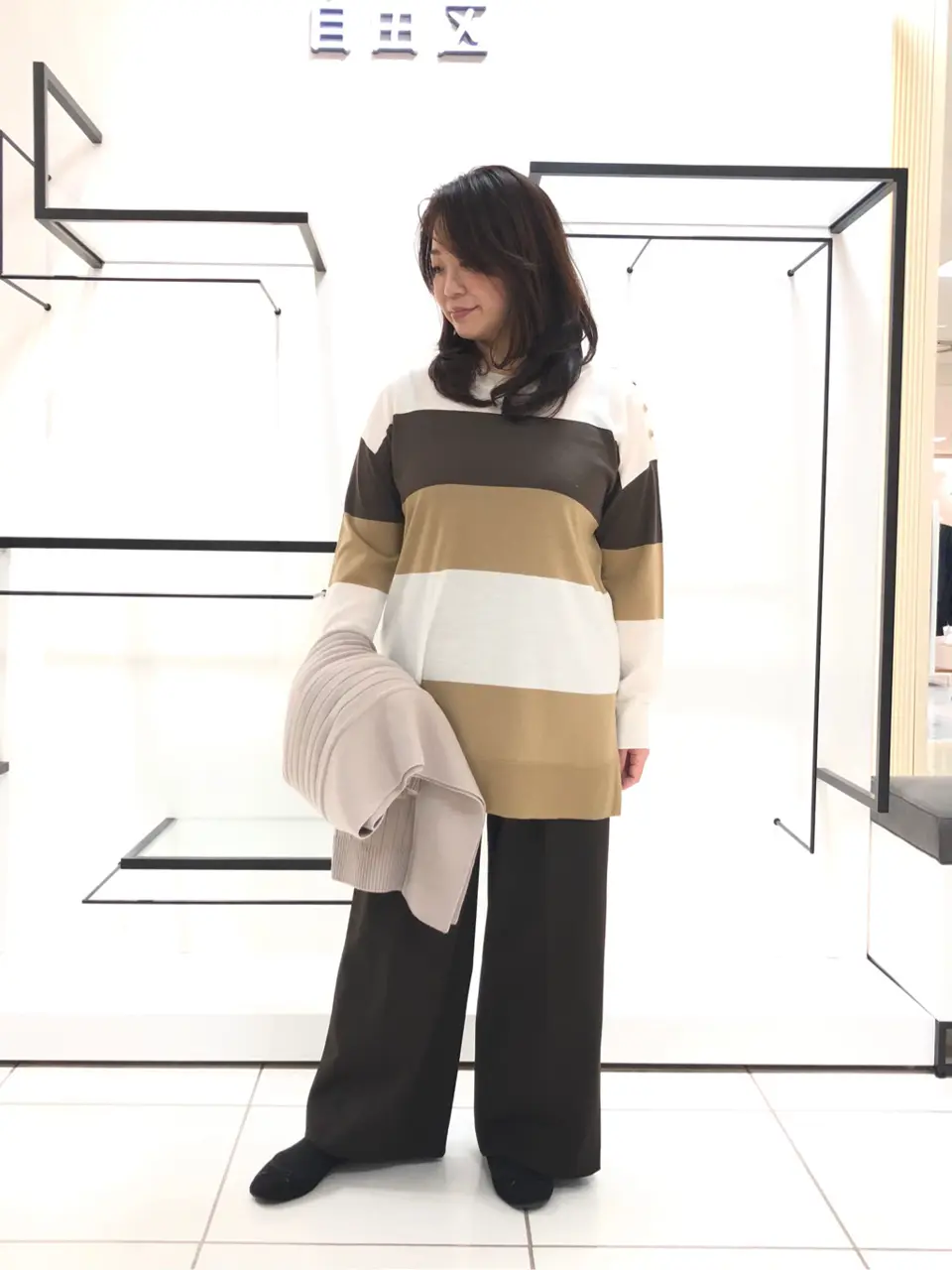 自由区 伊藤 コーディネート画像