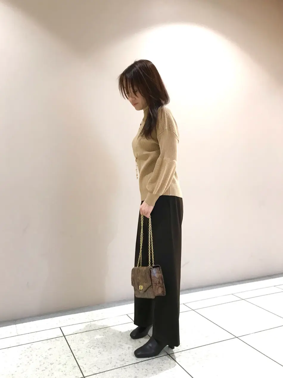 自由区 加藤 コーディネート画像