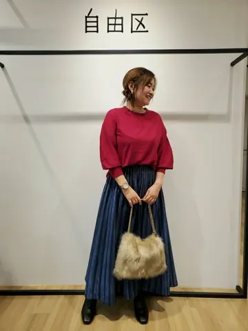 自由区 eri コーディネート画像