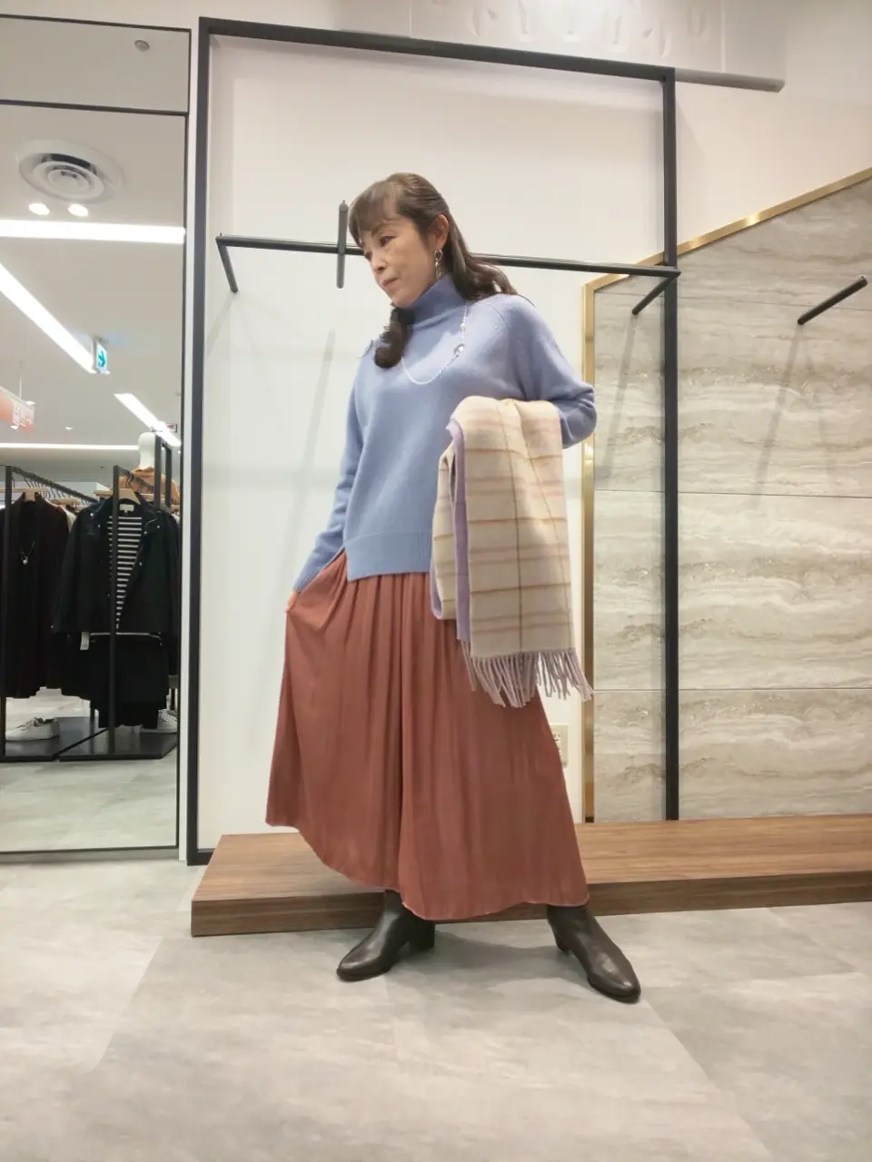 自由区 蛭川 コーディネート画像