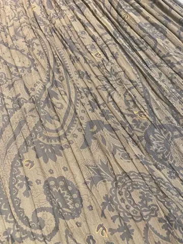 自由区 近藤 コーディネート画像