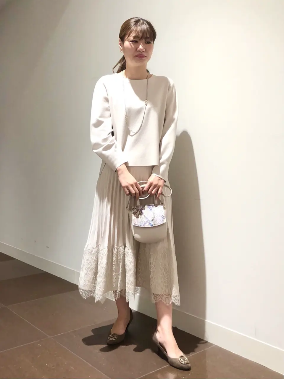 自由区 古宮 コーディネート画像