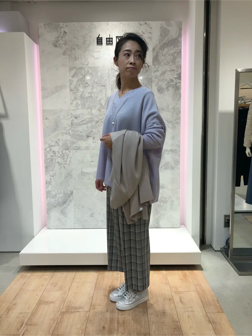 自由区 中尾 コーディネート画像