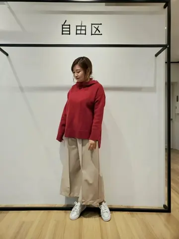 自由区 eri コーディネート画像