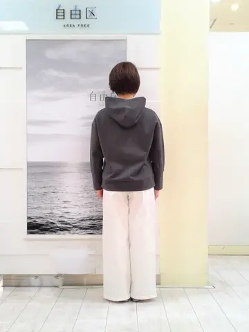 自由区 中鉢 コーディネート画像