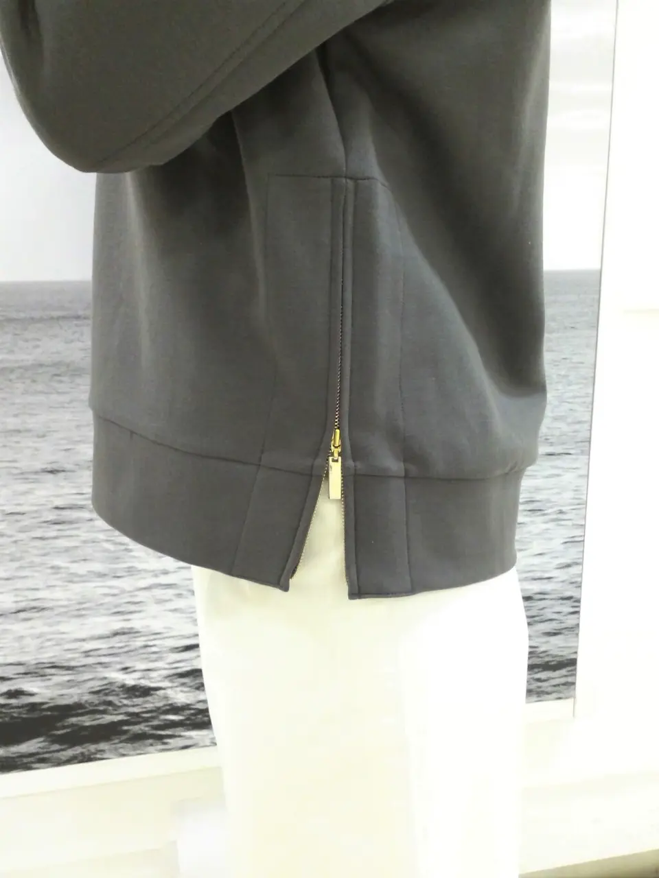 自由区 中鉢 コーディネート画像