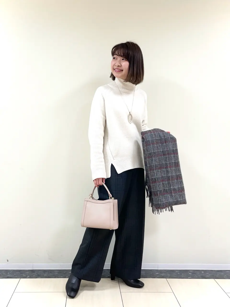 自由区 佐藤 コーディネート画像