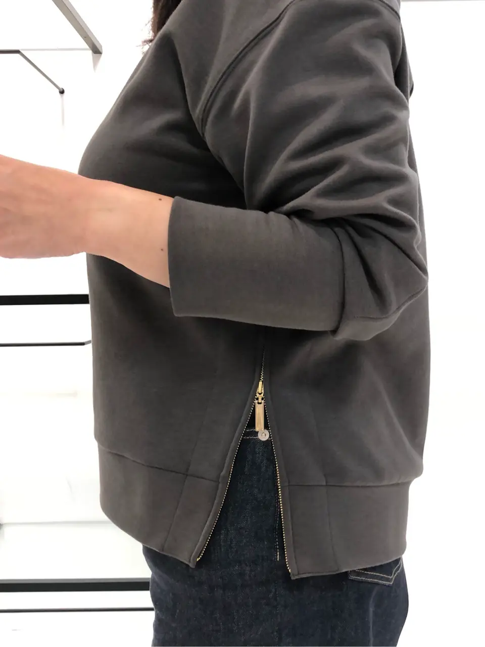 自由区 伊藤 コーディネート画像