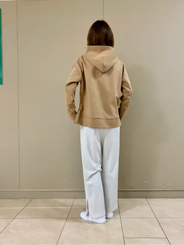 自由区 Ishii コーディネート画像