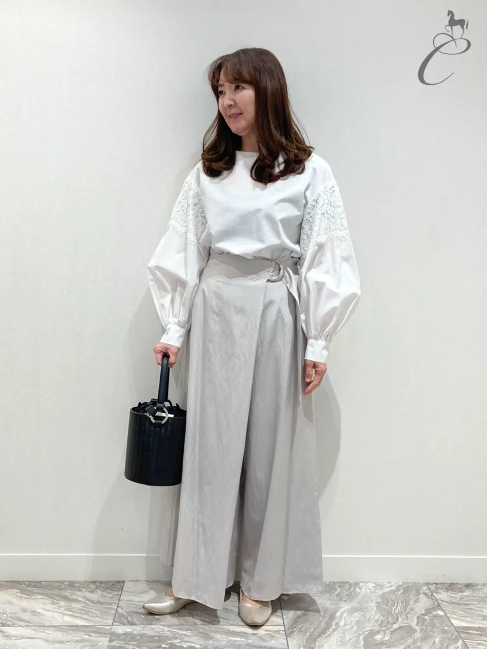  白戸 コーディネート画像