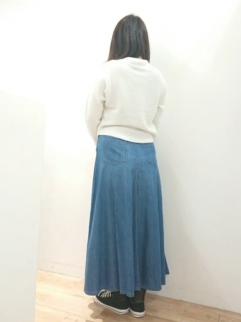 自由区 スタッフ コーディネート画像