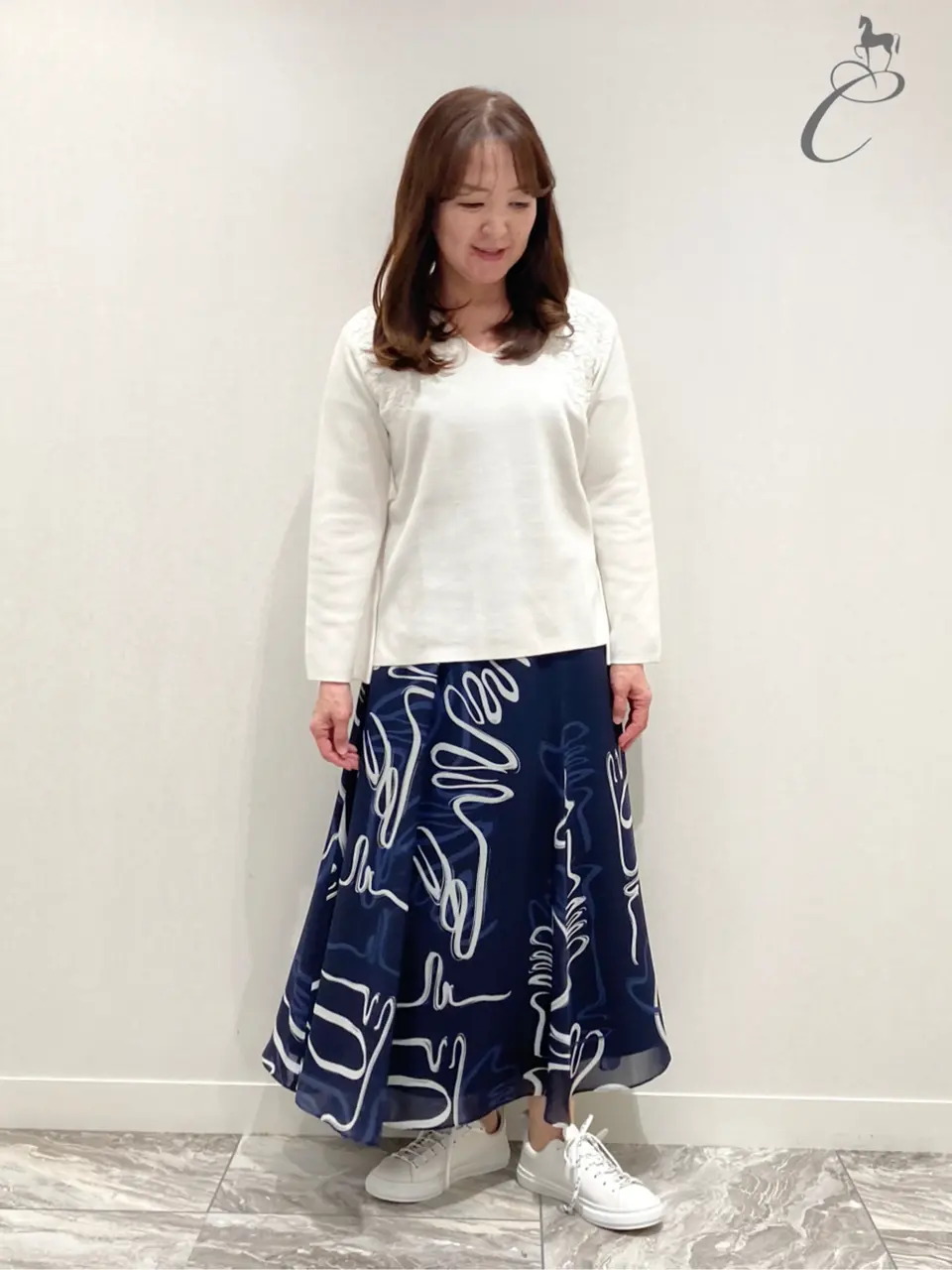  白戸 コーディネート画像