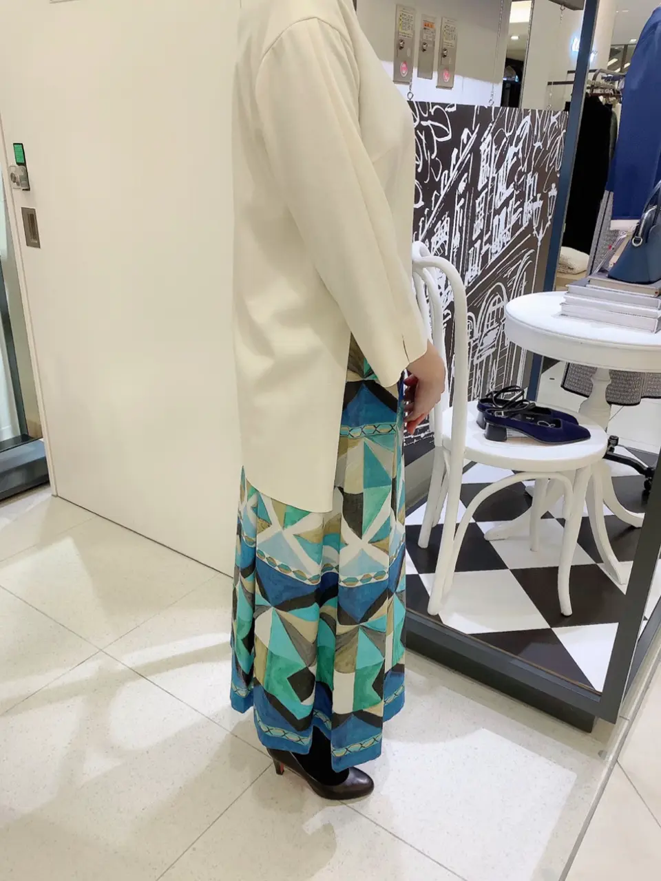 自由区 鈴木 コーディネート画像