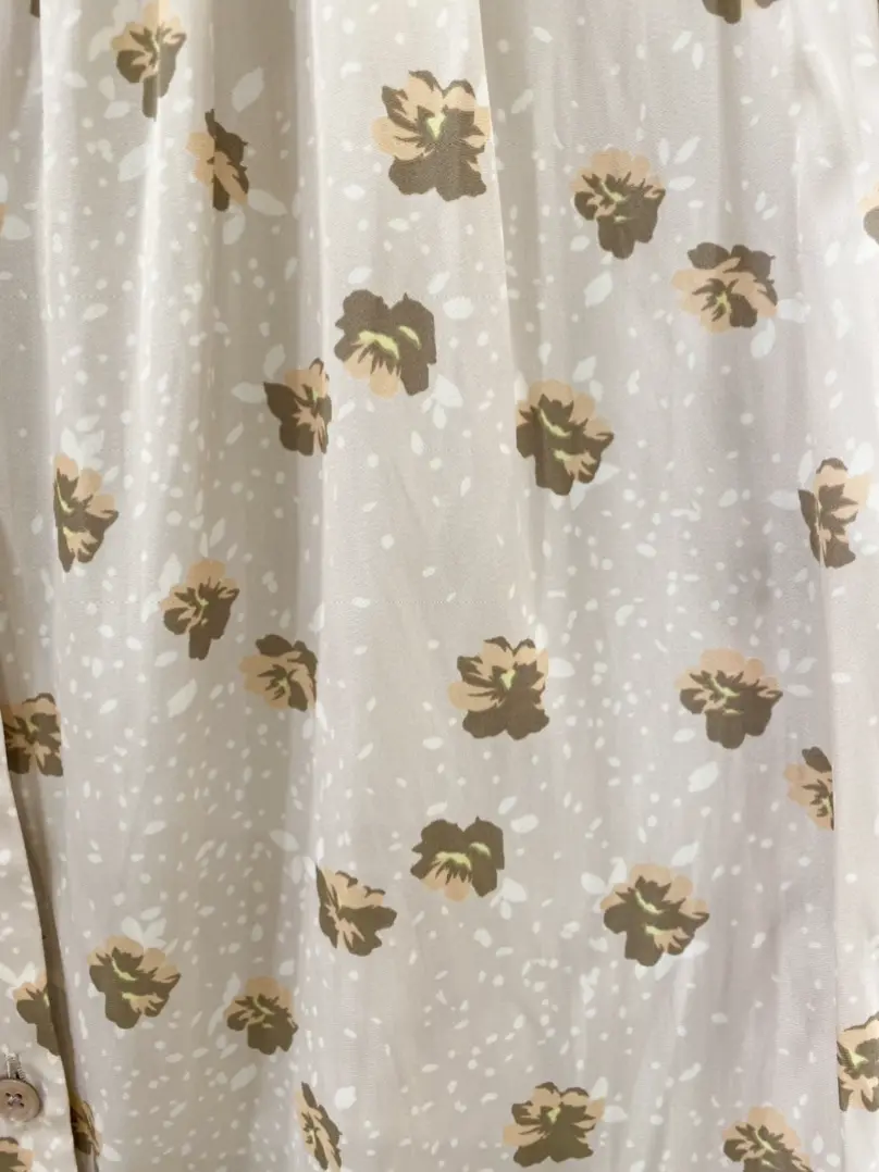 自由区 伊藤 コーディネート画像