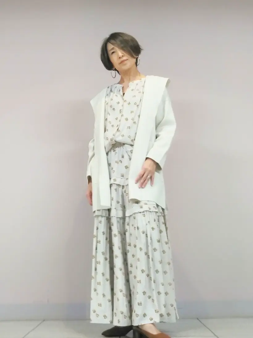 自由区 浅野 コーディネート画像