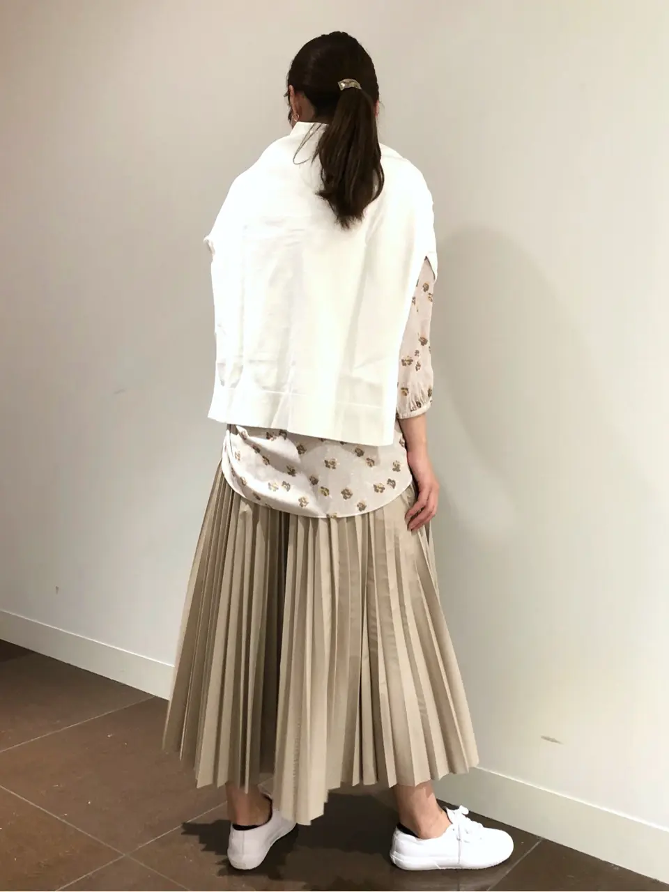 自由区 古宮 コーディネート画像