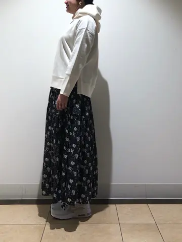 自由区 藤﨑 コーディネート画像