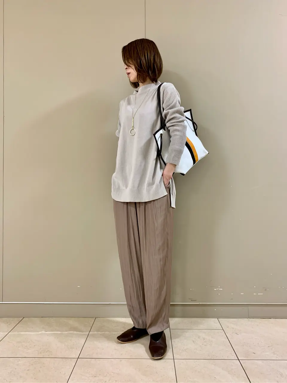 自由区 Ishii コーディネート画像